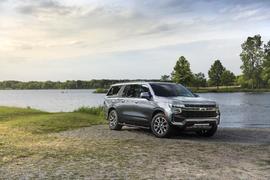  Chevrolet Suburban Z71 2020 года  (фото 16 из 33)